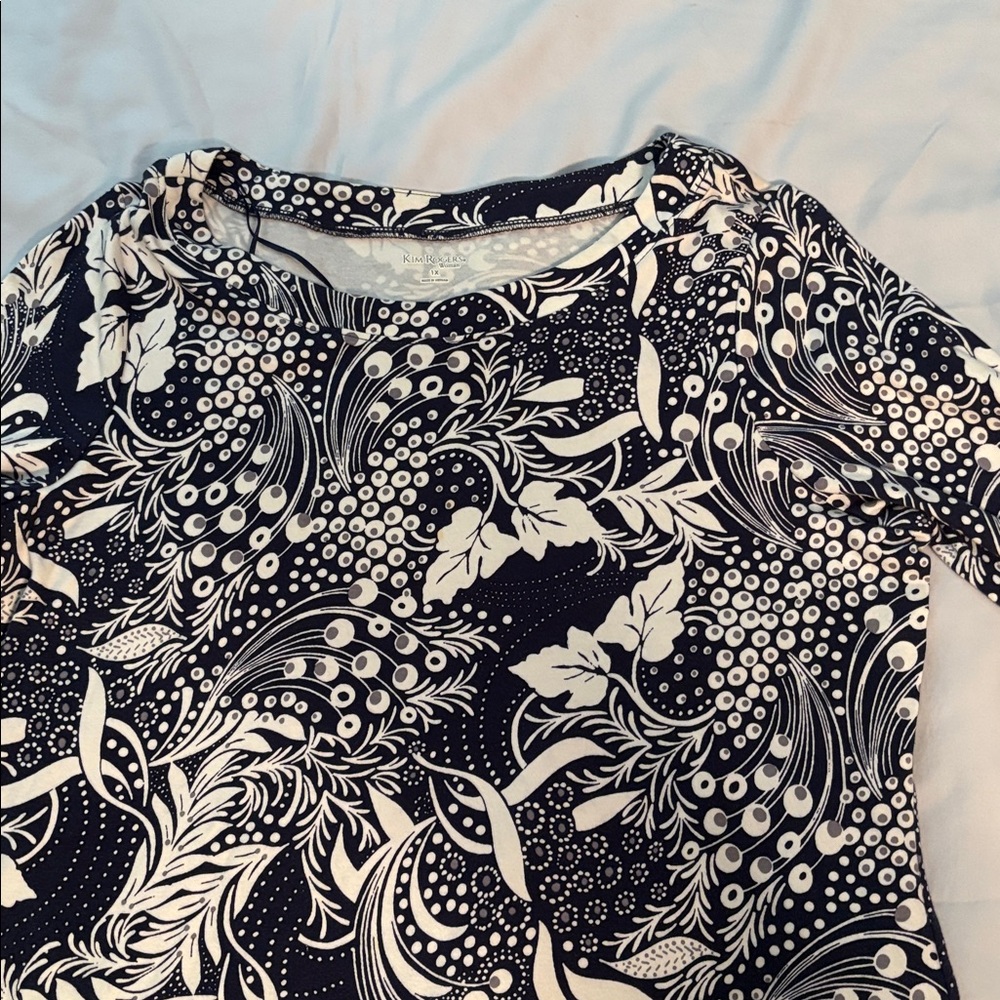 Black and White Patterned Top